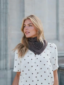 Adelina Paisley Knit Scarf Brown Melange