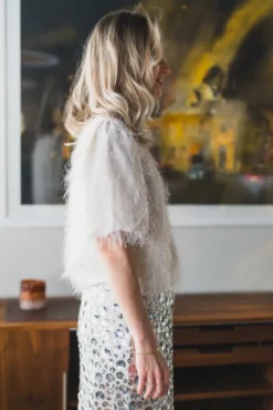 Aisa Frilly Blouse Creme