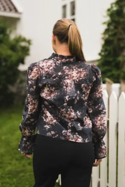 Amara Garden Flower Blouse Dark Navy