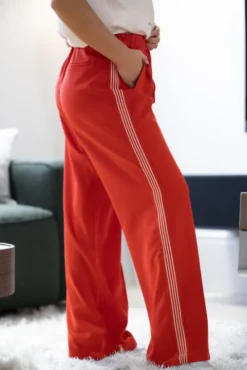 Amira Crease Pant Red