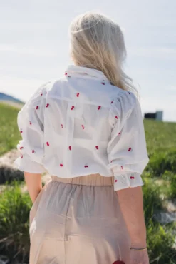 Amy Blouse Cherry