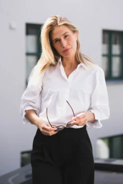 Amy Blouse Sugar White Poplin