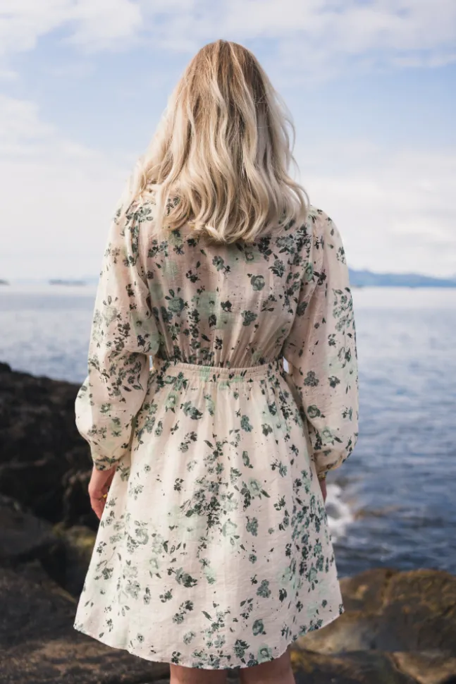 Anna Dress Green Tint Flower