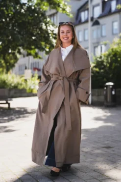 Atari Oversized Trenchcoat Khaki Brown