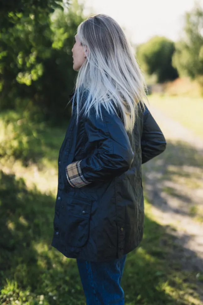 Beadnell Wax Jacket Navy