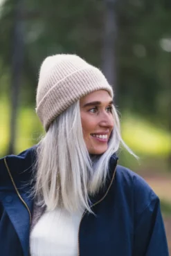 Beanie Sand