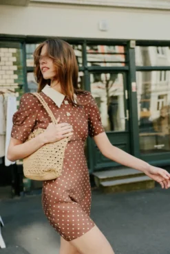 Beauty Dots Brown