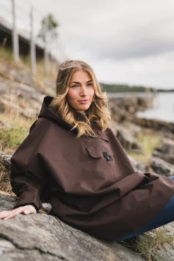 Bergen Poncho Java