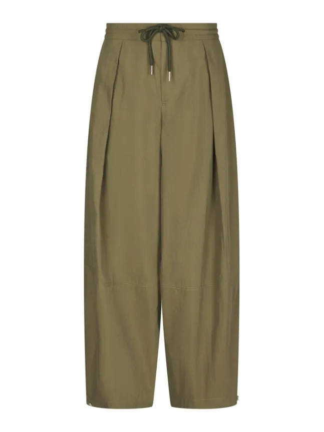 Bernie Pants Army