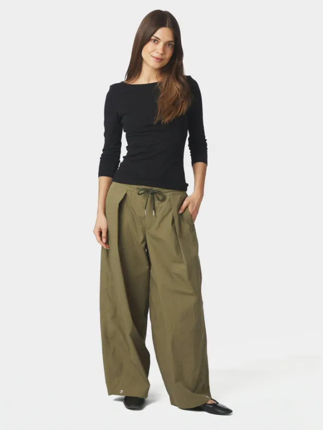 Bernie Pants Army