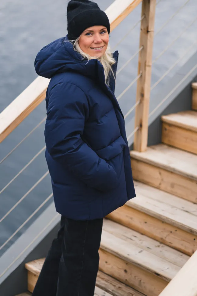 Besseggen Down Jacket New Dark Navy
