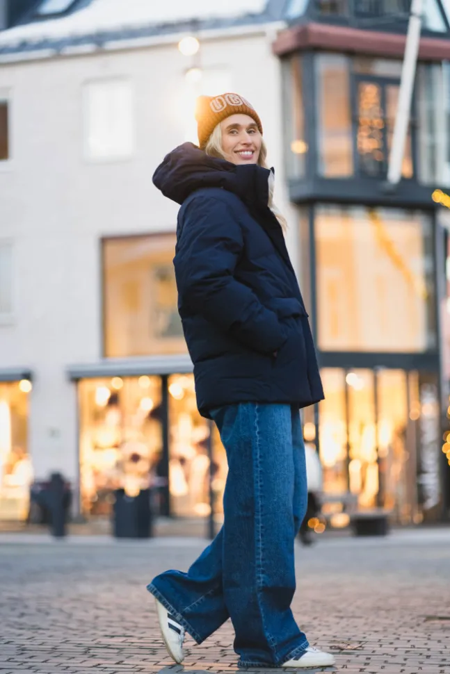 Besseggen Down Jacket New Dark Navy