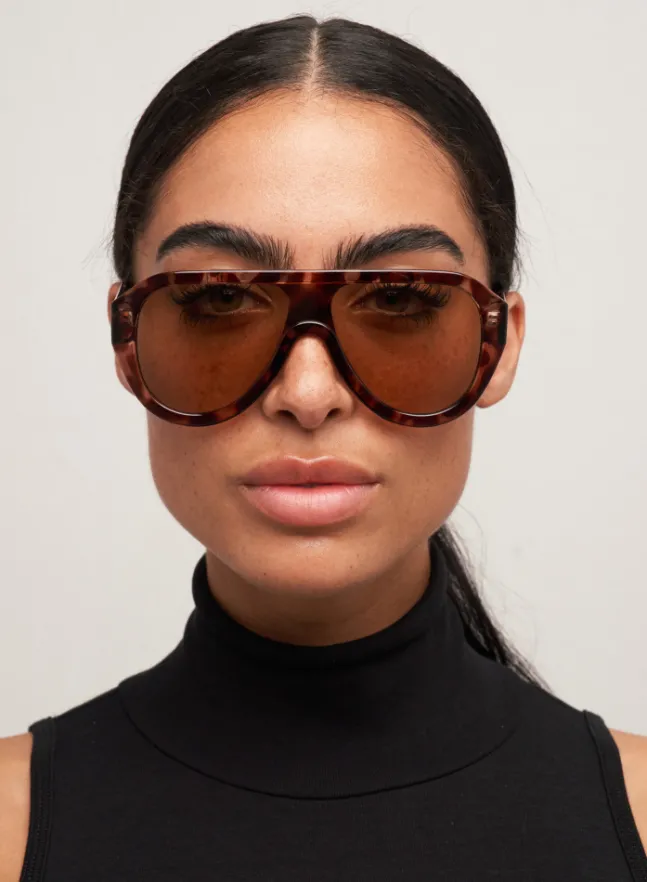 Cameron Tort/Brown
