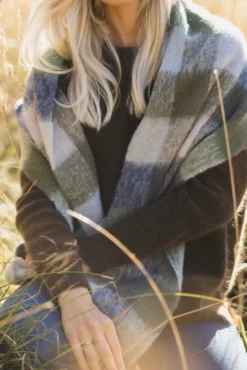 Check Anilopa Scarf Dark Forest