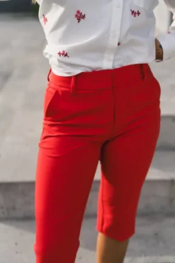 Clara Capri 285 Poppy Red