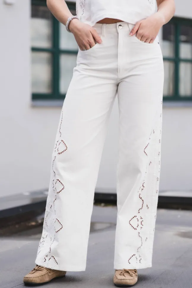 Colette Embroidery Pant Offwhite