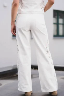 Colette Embroidery Pant Offwhite