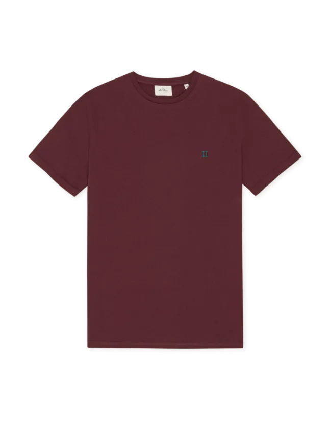 Core Seasonal T-Shirt Chocolate Truffle Red