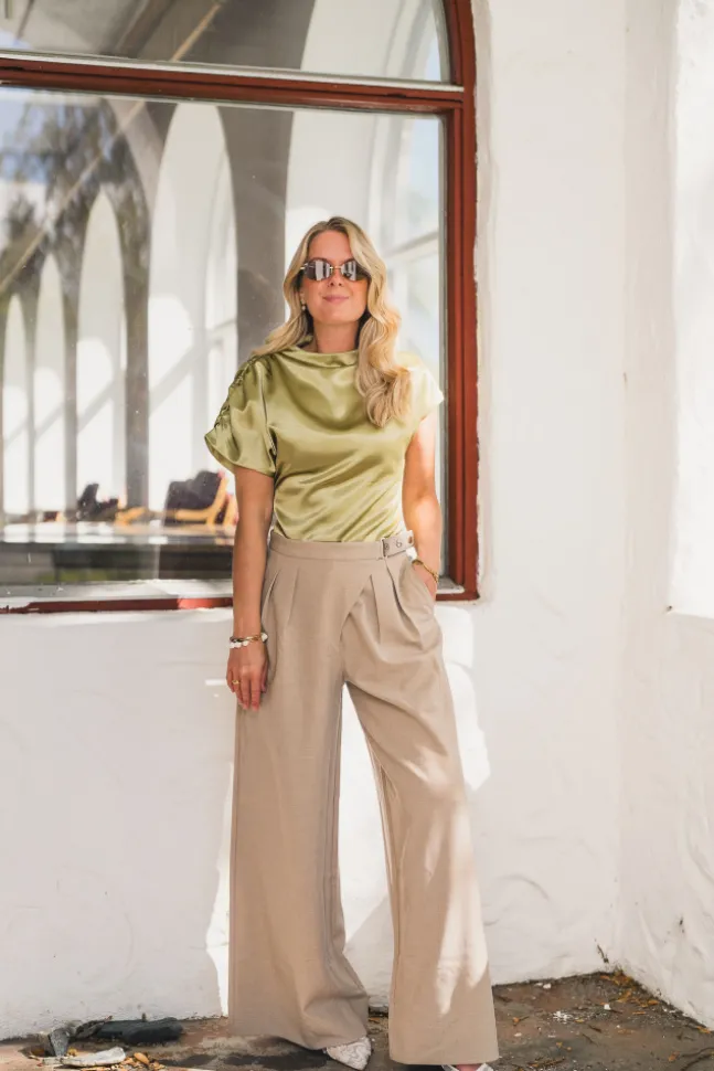 Demi Top Sage Green