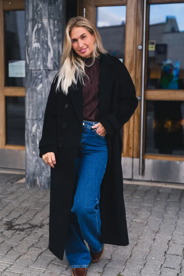 Double Breasted Coat Black