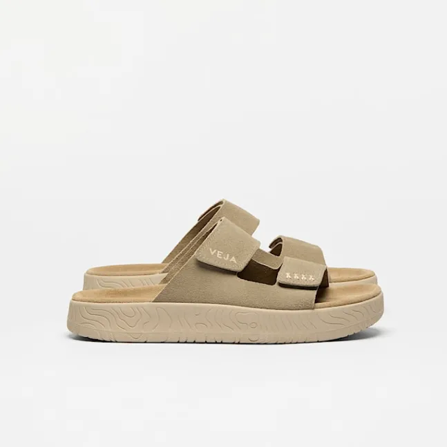 Etna Suede Soft Taupe Almond