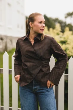Fenli Small Check Shirt Aubergine