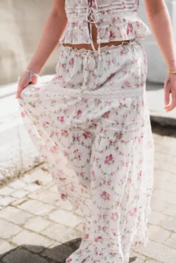 Fippo Spring Flower Skirt Offwhite