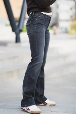 Flap Pocket Jessica Current Affair