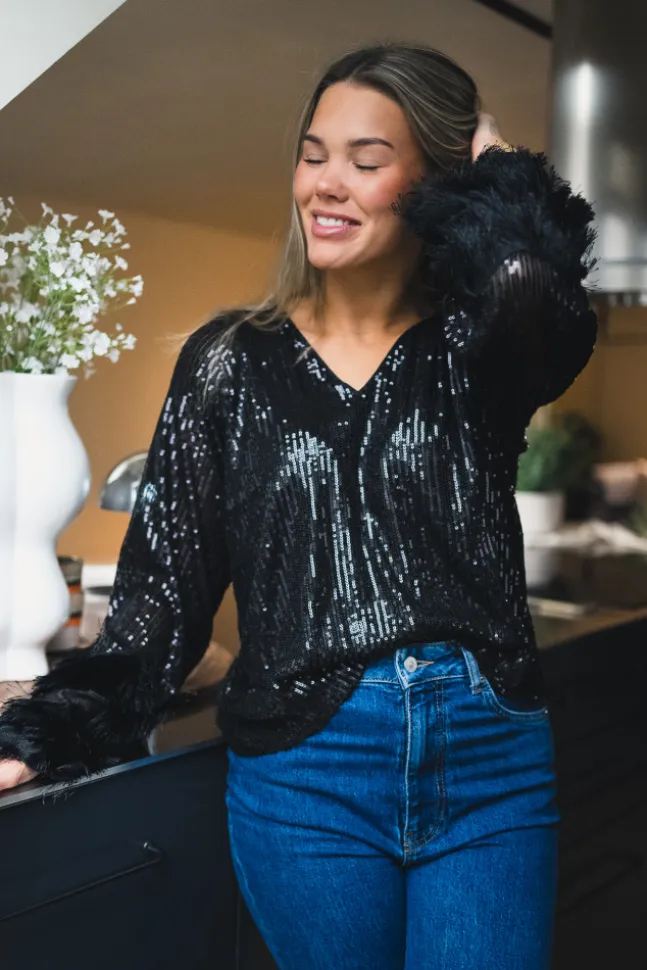 Flow LS V-Neck Sequin Top Black