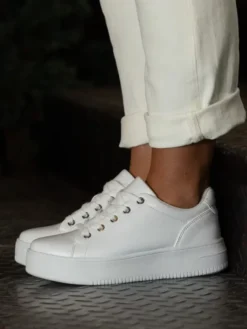 Gorbio White
