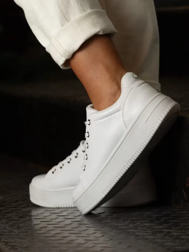 Gorbio White