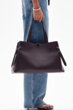 Gyoza Tote Pebble Grain Leather Espresso