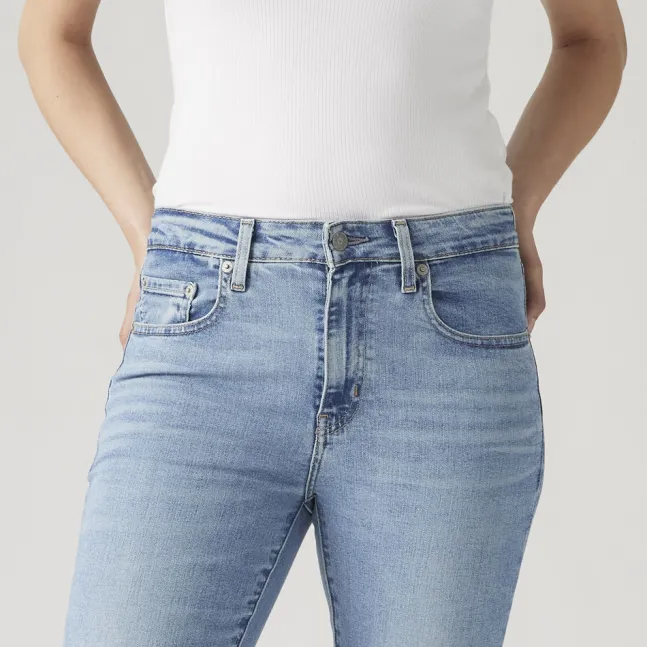 725 High Rise Bootcut Jeans Blue Wave Light Wash