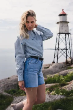 Ida Maja Shirt STP EMB Bright White/Quiet Harbor Flower