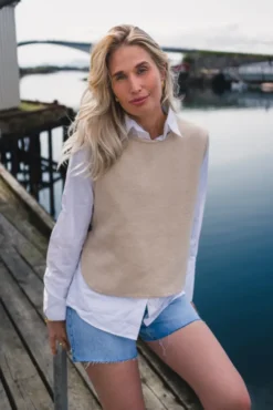 Ina Emma Vest Oatmeal Melange