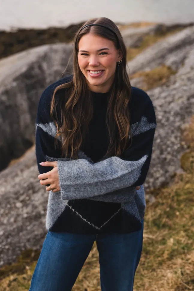 Inga Check Fluff Knit Blouse Navy