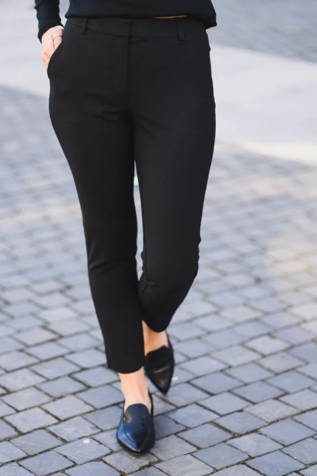 Kylie Crop 396 Black