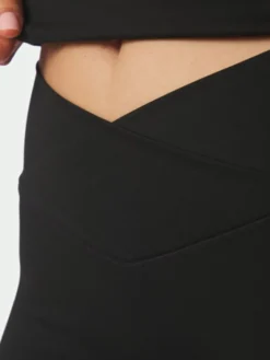 Lea Wrap Shorts Black