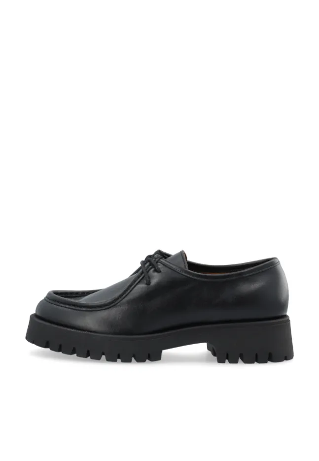Leo Moc Toe Shoe Smooth Leather Black