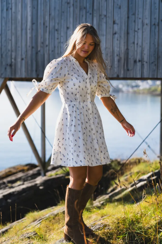 Lia Dress White Anemone