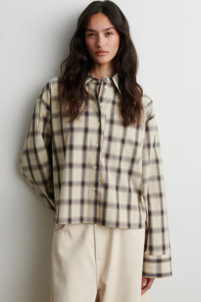 Liria Shirt Rutabaga