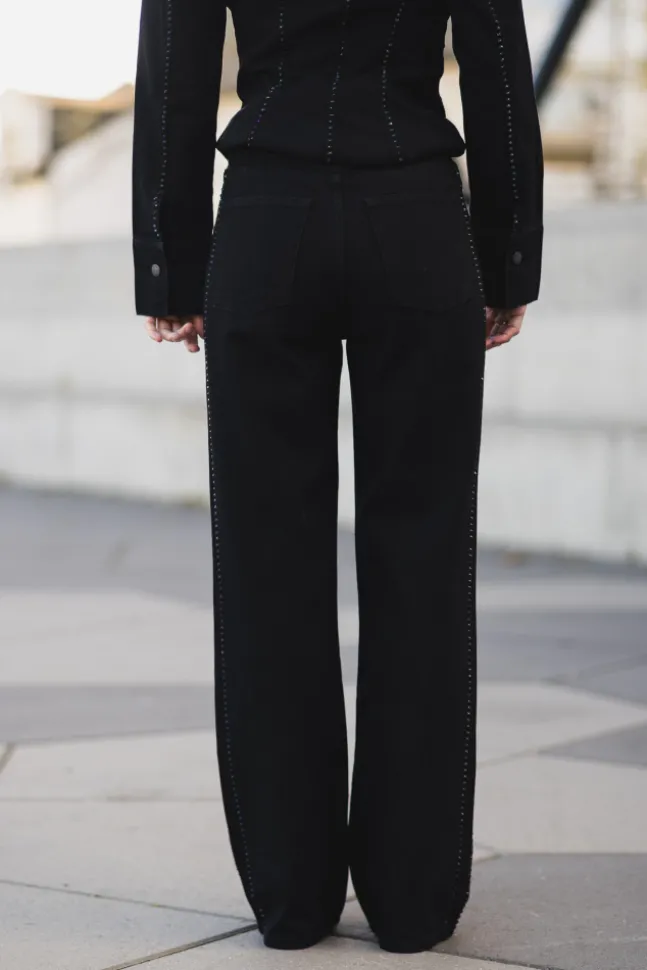 Luca Embellished Black