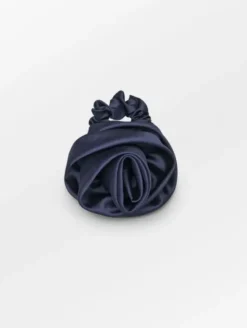 Luster Rosea Scrunchie Blue Nights