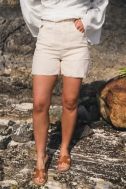 Maya Short Linen Summer Ecru
