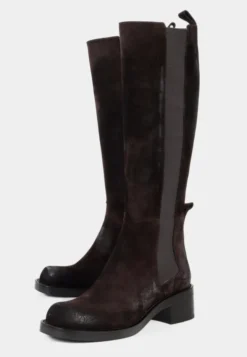 Millers Black