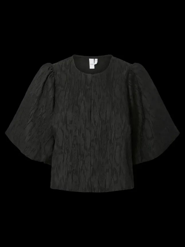 Minu 2/4 Short Top Black