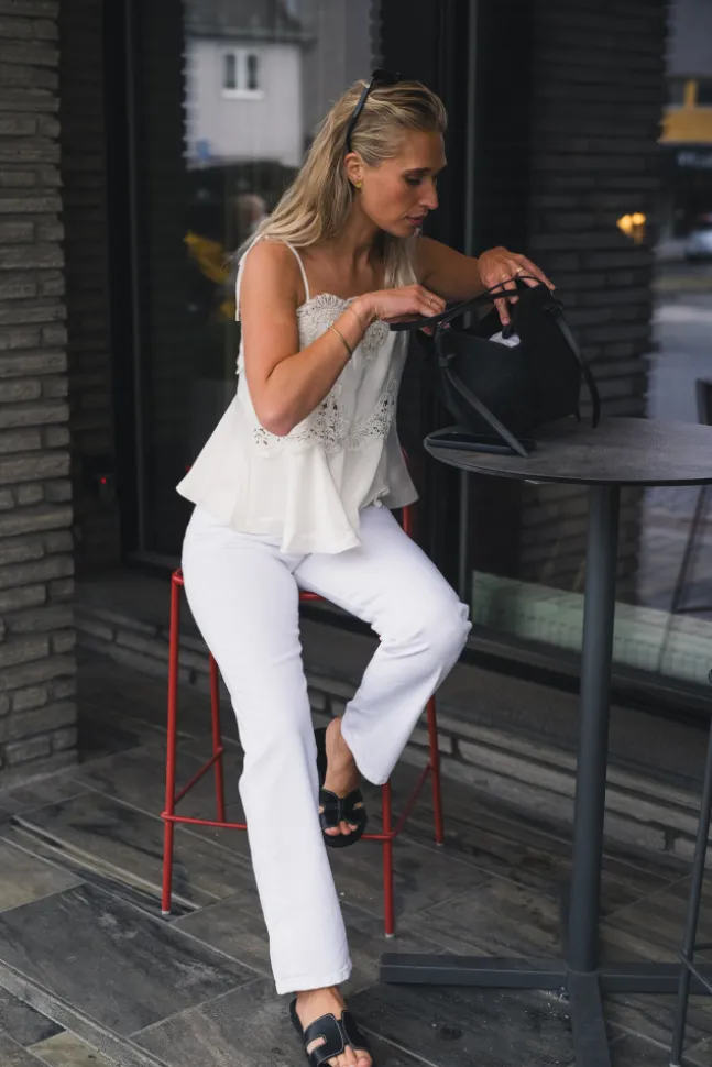 New Dana Omaha Light White