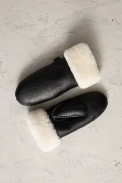Nia Mittens Black