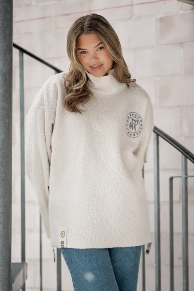 Nini White