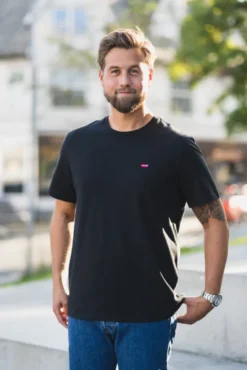 Original Housemark Tee Black